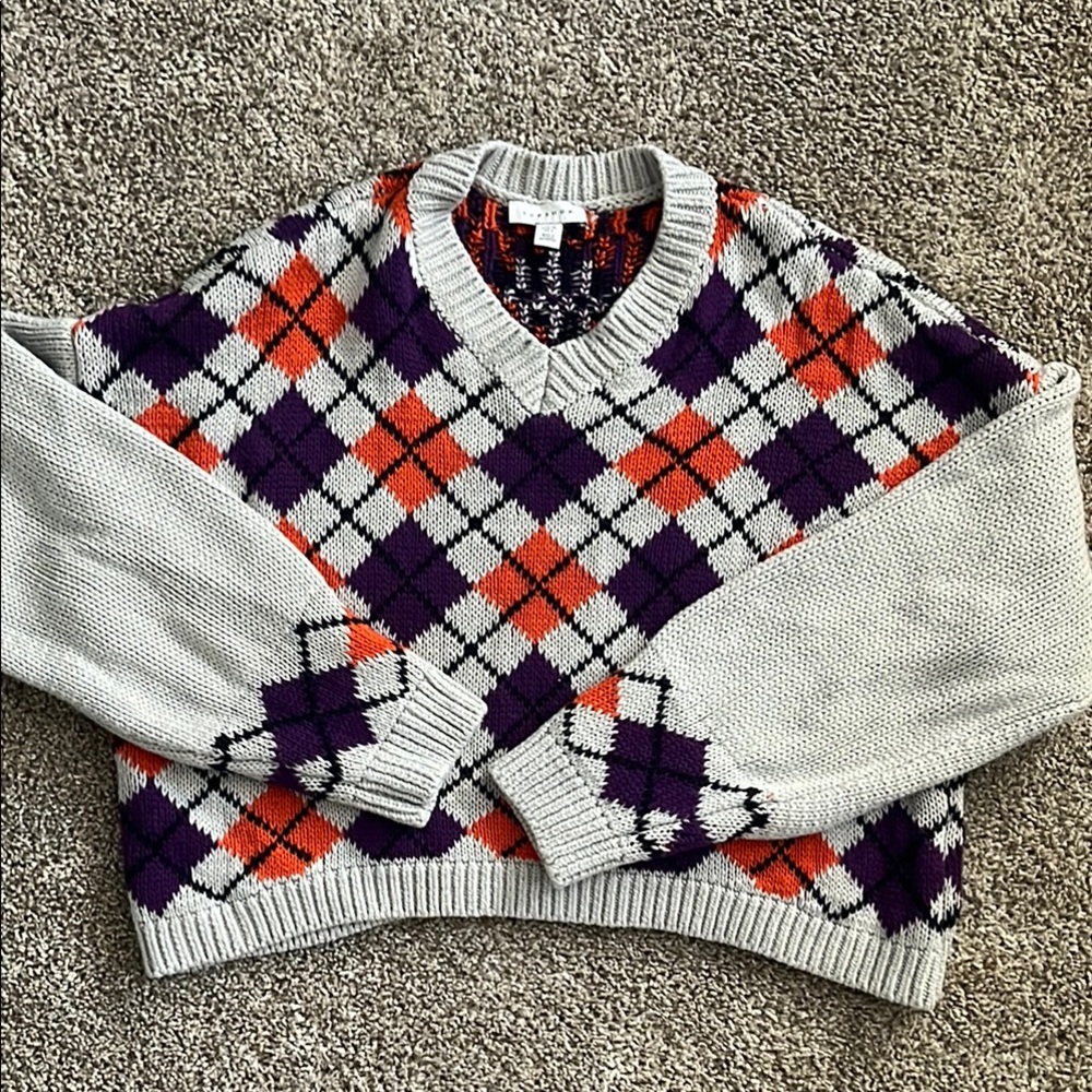 Topshop Gray and Purple V-Neck Sweater with Argyle Design